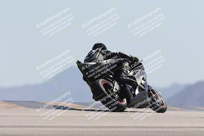 media/Oct-04-2025-CVMA (Sat) [[408bcdd6e4]]/Race 7- Formula 40 MW and LW/